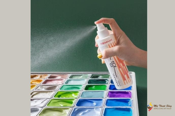 Bình xịt nước giữ ẩm cho khay màu gouache để màu không bị khô