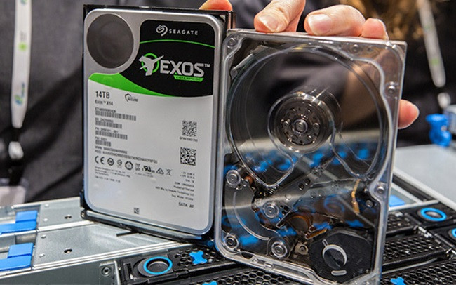 Các thông số kỹ thuật quan trọng trên nhãn ổ cứng HDD