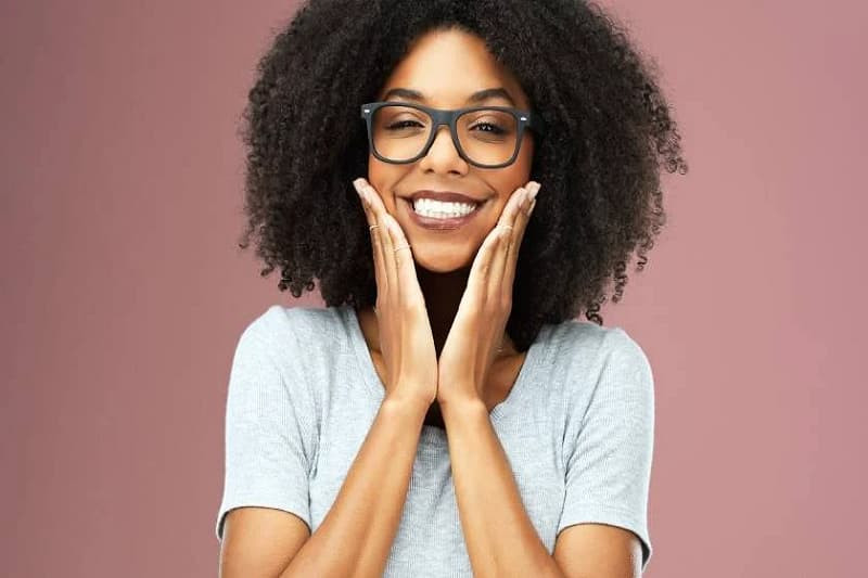 Cảm nhận niềm vui và lòng biết ơn như đã đạt được mục tiêu