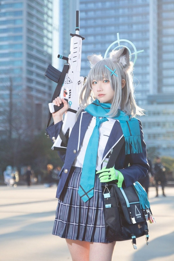 Cảnh cosplay Shiroko đẹp như một bức tranh