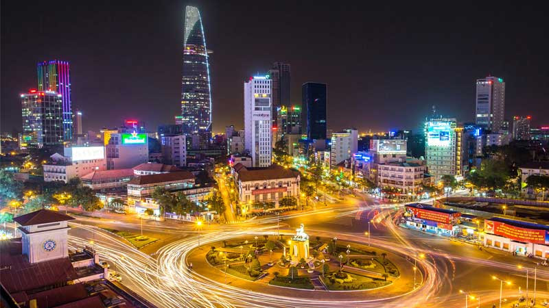 Cảnh quan đô thị TP.HCM nhìn từ trên cao khi lên đèn