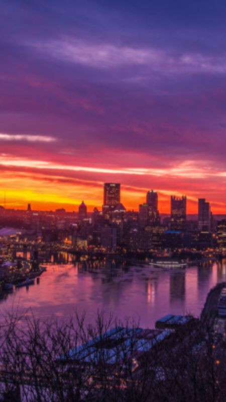 Cảnh vật nông thôn dưới ánh hoàng hôn buồn