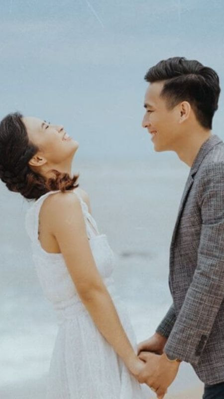 Cặp đôi chụp ảnh cưới lãng mạn với tông màu nhẹ nhàng