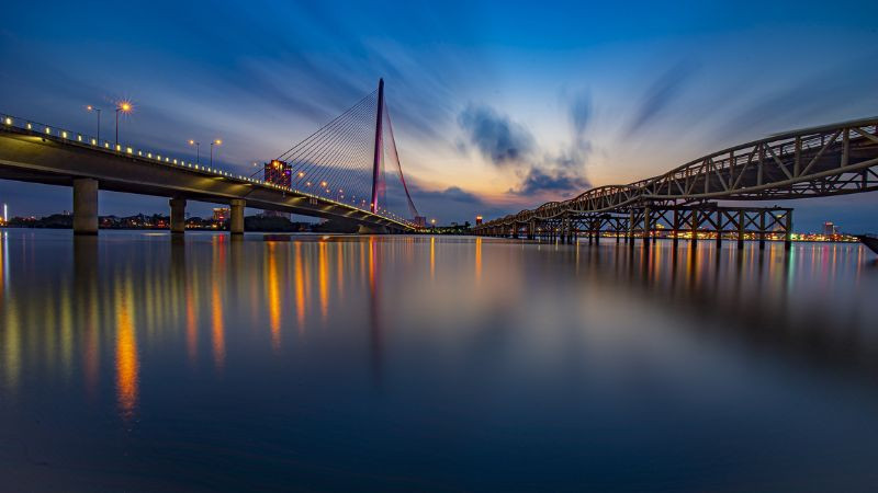 Cầu Rồng tại Đà Nẵng, biểu tượng kiến trúc hiện đại về đêm