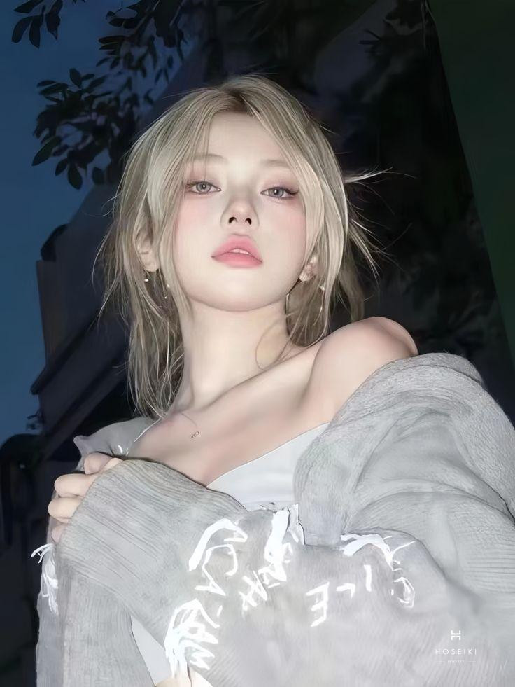 Chân dung gái xinh Trung Quốc với đôi mắt to tròn, thu hút người xem qua ảnh.