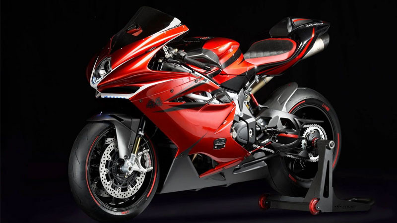 Chi tiết động cơ tinh xảo của chiếc xe máy đắt giá