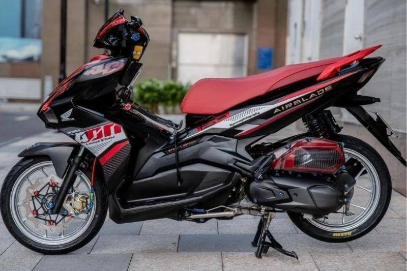 Chiếc xe độ Cafe Racer mang nét cổ điển và tốc độ