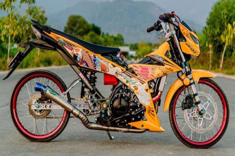 Chiếc xe độ tông màu vàng cá tính và bắt mắt