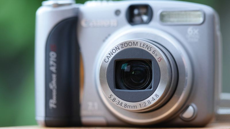 Chọn ống kính máy ảnh với khẩu độ phù hợp với mục đích chụp