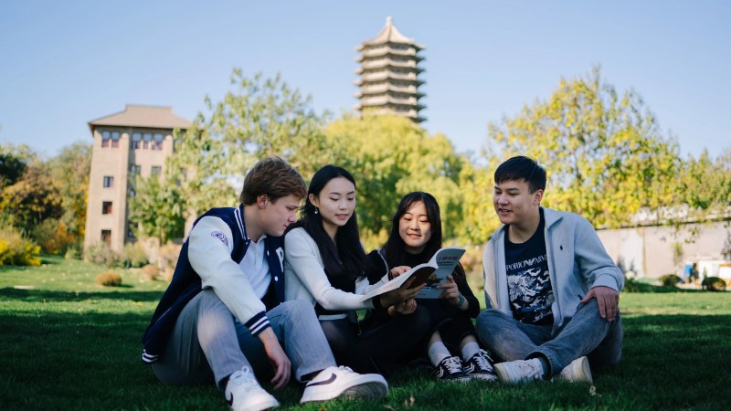 Chứng chỉ HSK 3 đủ để giao tiếp du lịch và buôn bán cơ bản