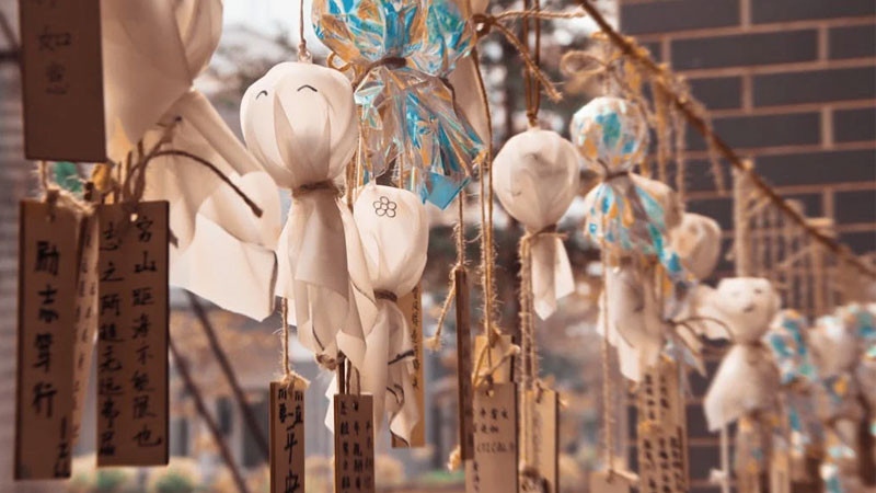 Chuông gió với hình dáng các con vật dễ thương, phù hợp trang trí góc học tập