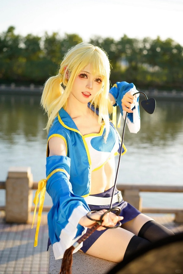 Cosplay Lucy Heartfilia với nét đẹp đậm chất waifu được yêu thích