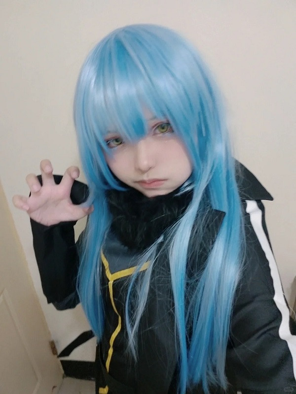 Cosplay Rimuru với phong cách đậm chất anime, chân thực như bước ra từ phim