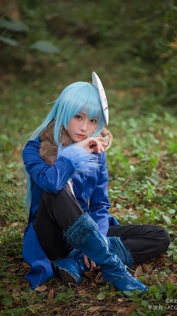 Cosplay Rimuru với phong cách huyền bí và ma mị
