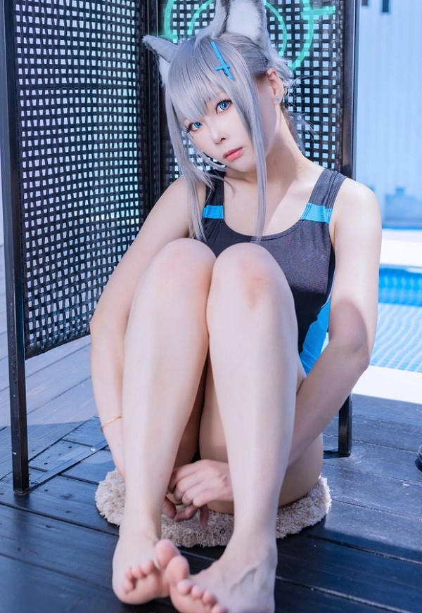 Cosplay Shiroko với biểu cảm &quot;chất&quot; và cuốn hút