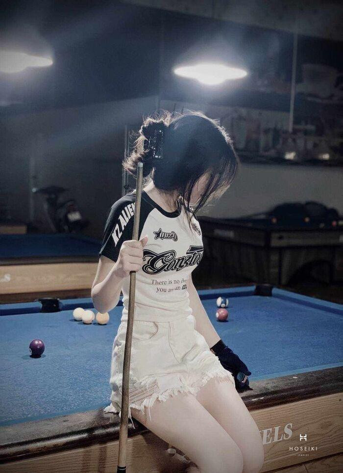 đôi mắt điểm nhấn trong ảnh che mặt