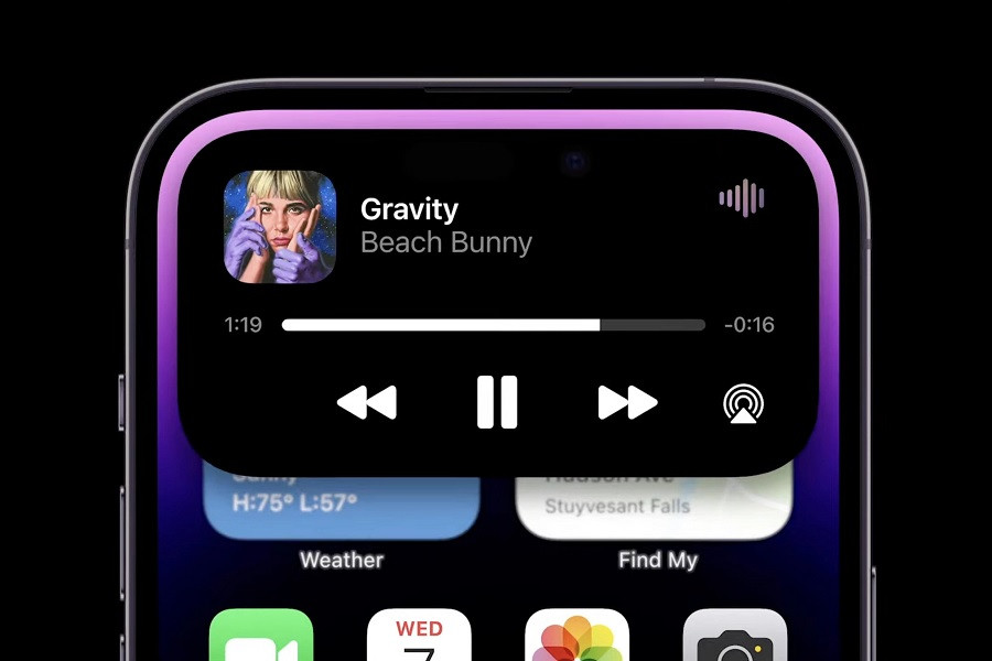 Dynamic Island hiển thị hoạt động nền khi nghe nhạc trên iPhone 14 Pro