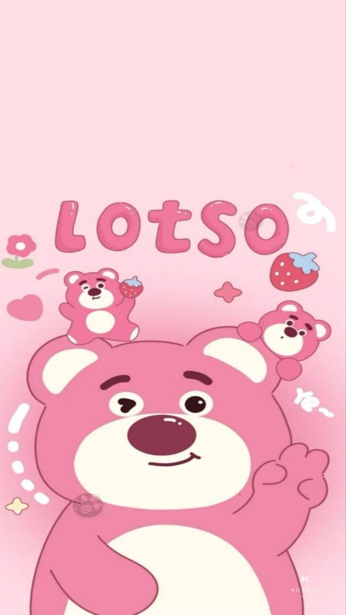 Gấu dâu với biểu cảm ngây thơ đáng yêu