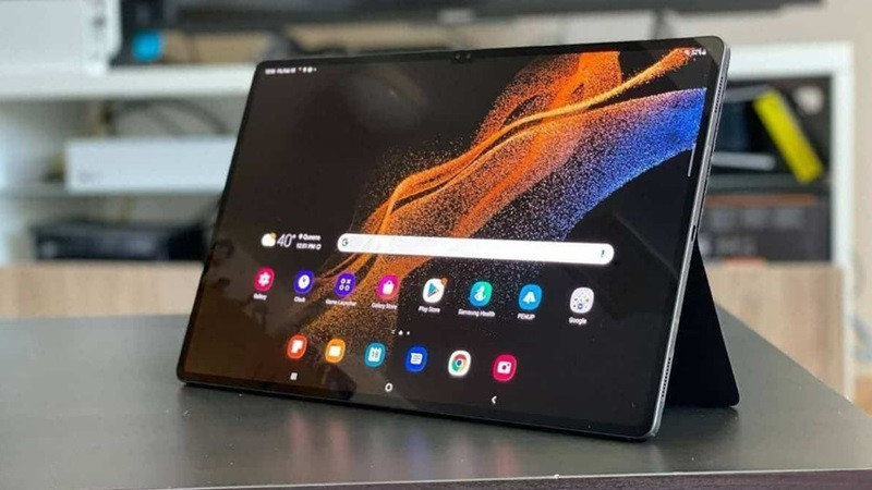 Giao diện cảm ứng đa điểm trên màn hình máy tính bảng