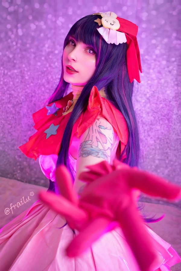 Góc nghiêng thần thánh như bước ra từ thế giới anime