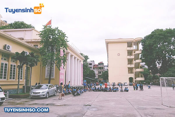 Góc nhìn khác về kiến trúc hiện đại của Đại học Thương mại