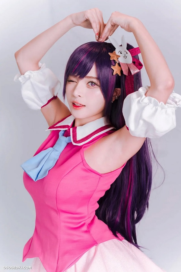 Gương mặt rạng rỡ trong outfit idol đáng yêu của Ai Hoshino