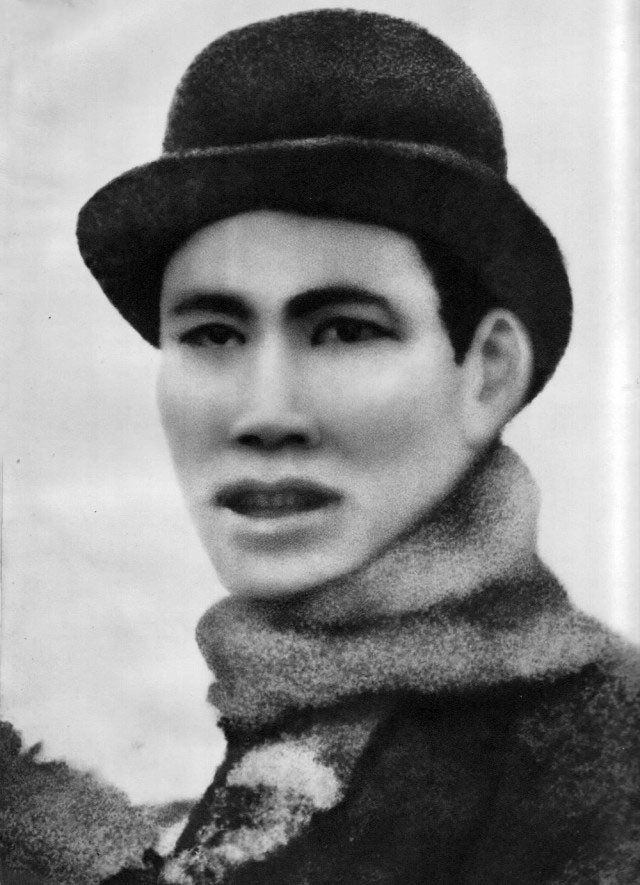 Hình ảnh Bác Hồ thời trẻ đầy nghị lực