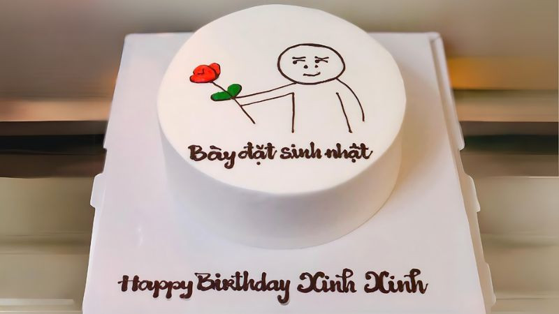 Hình ảnh bánh sinh nhật đẹp với tạo hình nhân vật chibi đáng yêu