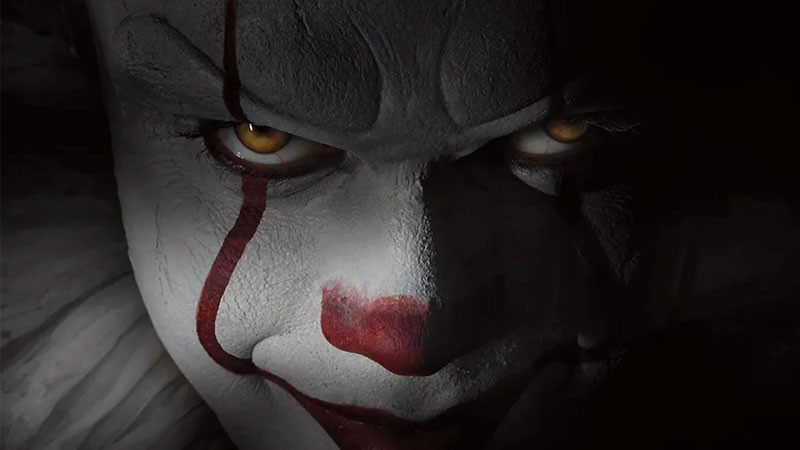 Hình ảnh búp bê ma quái với ánh mắt vô hồn