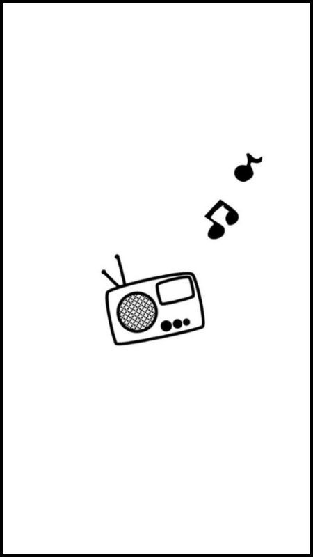 Hình ảnh các vật dụng cá nhân dễ thương như tai nghe, máy ảnh, túi xách trên nền trắng, ảnh màu trắng