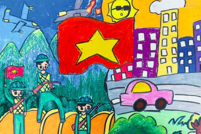 Hình ảnh chú bộ đội huấn luyện trên thao trường