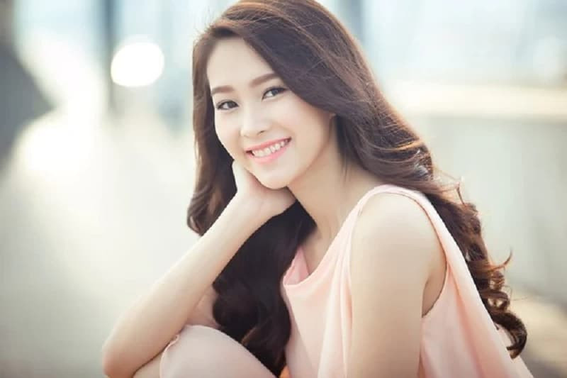 Hình ảnh cô gái tươi tắn tràn đầy năng lượng