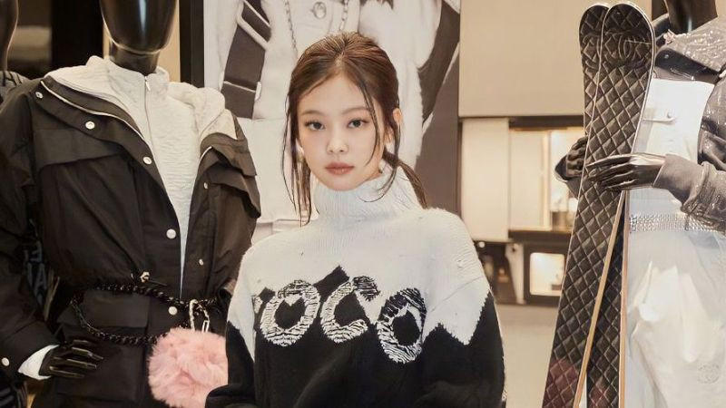 Hình ảnh minh họa 'Bias Stan', cho thấy người hâm mộ có thành viên yêu thích nhất ('bias') trong một nhóm nhạc mà họ ủng hộ.