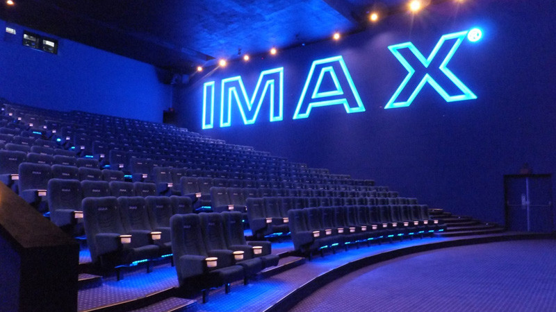 IMAX Là Gì? Khám Phá Công Nghệ Điện Ảnh Tuyệt Vời Mang Đến Trải Nghiệm Đắm Chìm Hình ảnh minh họa các định dạng phim IMAX truyền thống (GT, SR, MPX)