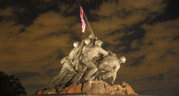 Hình ảnh minh họa một sự kiện lịch sử quan trọng của Hoa Kỳ