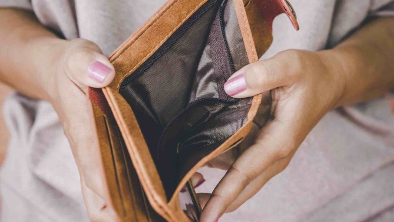 Hình ảnh minh họa sự túng thiếu tài chính