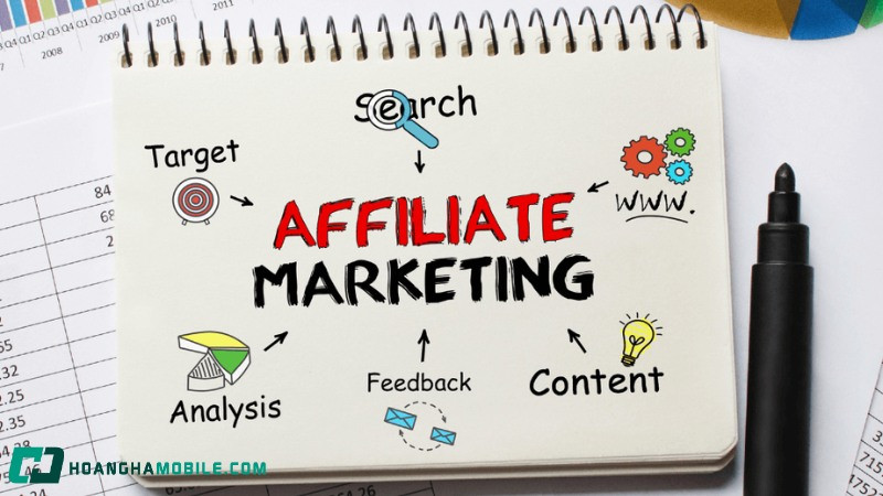 Hình ảnh minh họa việc xây dựng nền tảng nội dung uy tín (website, kênh social) cho hoạt động affiliate