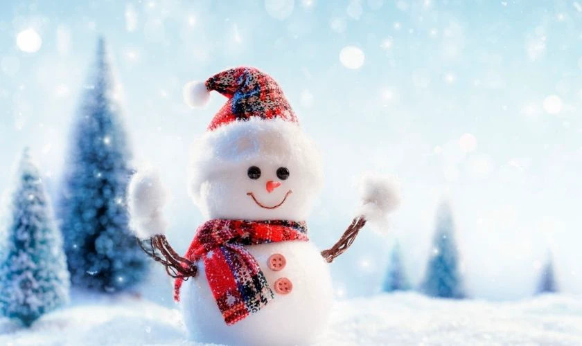 Hình ảnh những chiếc bánh quy hình ngôi sao được trang trí trên bàn gỗ