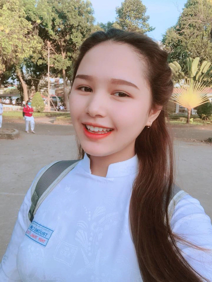 Hình gái xinh Việt Nam là nữ sinh đáng yêu