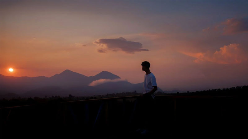 Hình minh họa bình minh trên biển