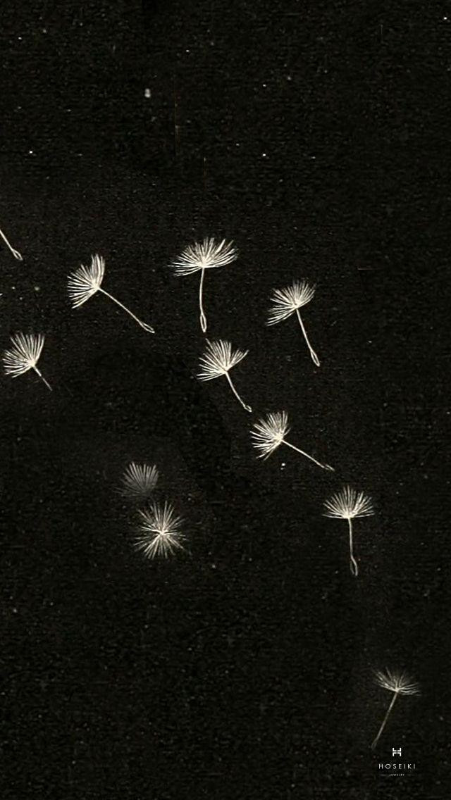 Hình nền đen buồn với cảnh vật dưới màn đêm tĩnh mịch