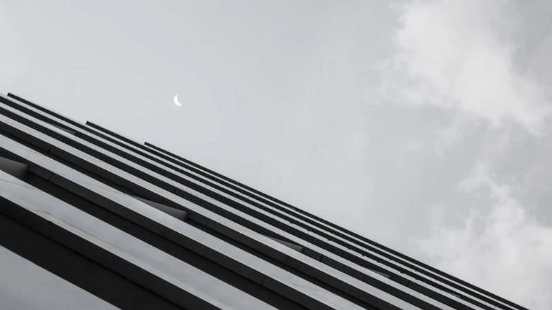 Hình nền đen Minimalism với đường kẻ