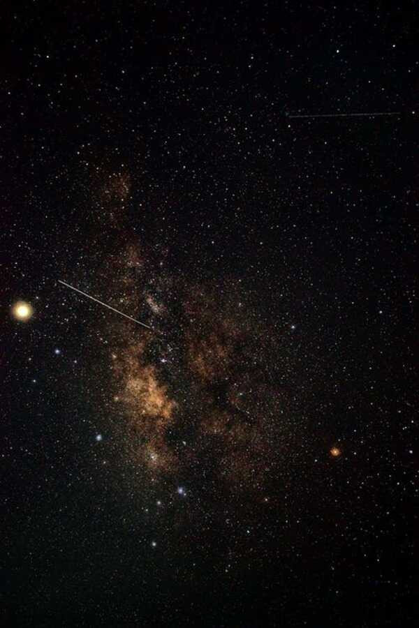 Hình nền galaxy huyền ảo cho điện thoại di động