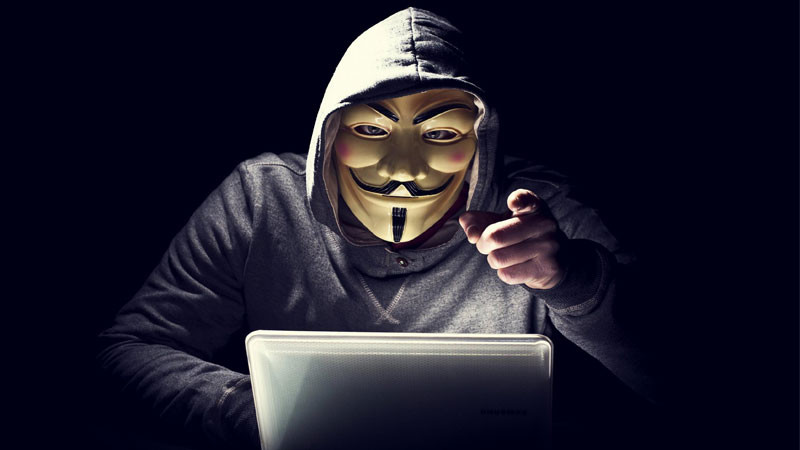 Hình nền máy tính hacker buồn nhìn ra cửa sổ