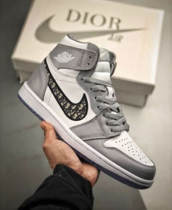 Hình nền Nike đơn giản với logo đen