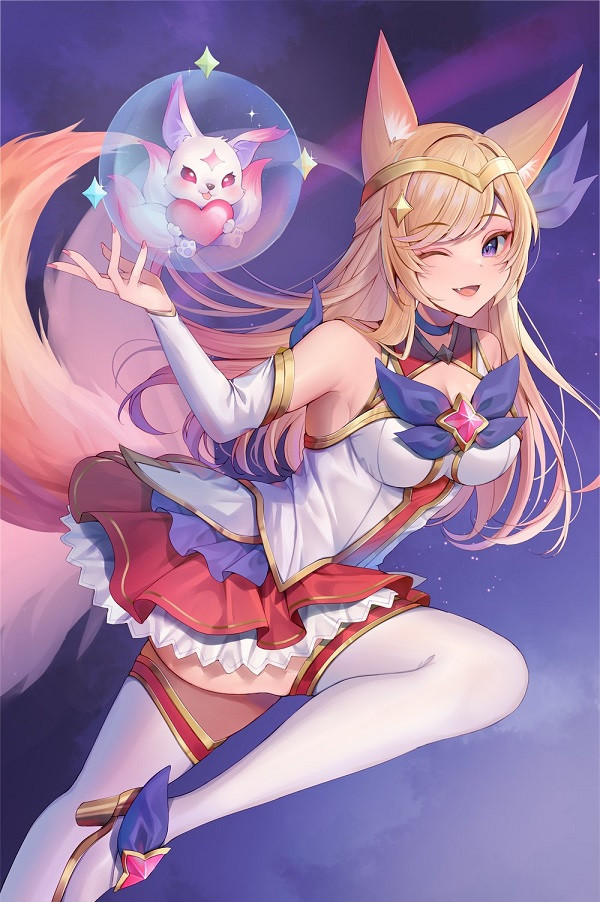 Hồ ly Ahri với gương mặt lạnh lùng, ánh mắt như thôi miên