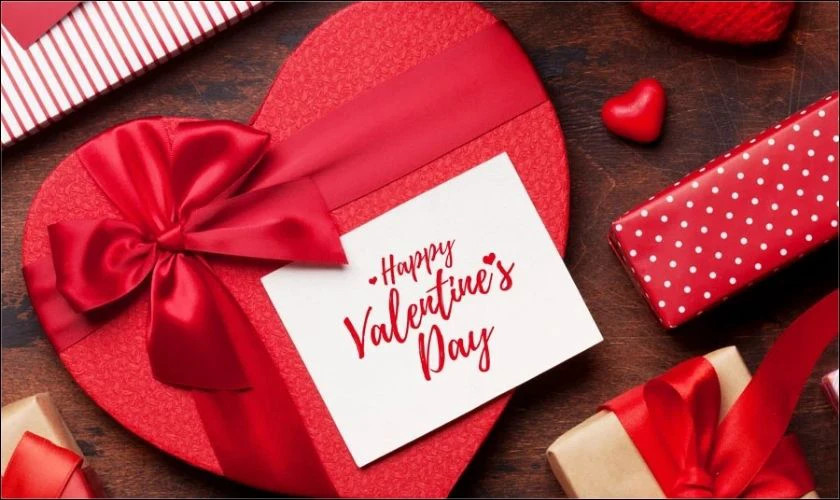 Hộp quà trái tim màu đỏ - Món quà Valentine ý nghĩa