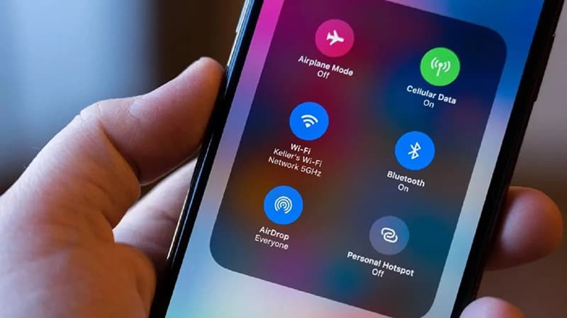 Cách Gửi Ảnh Gốc Giữ Trọn Độ Sắc Nét Hướng dẫn bật AirDrop trên thiết bị iOS