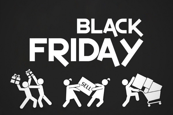 Khách hàng phấn khởi mua sắm trong ngày Black Friday