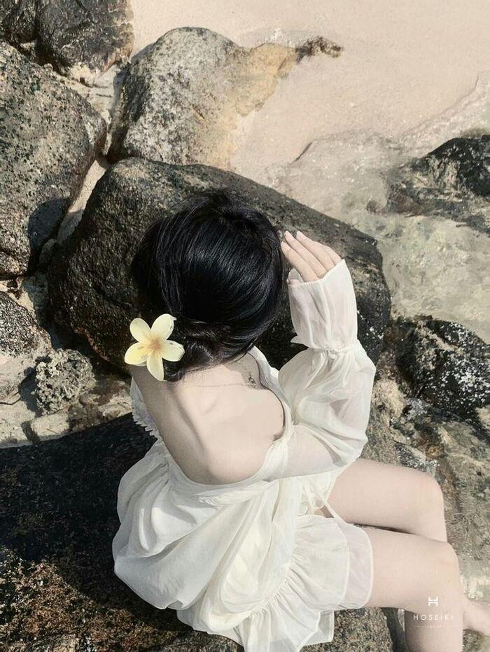 Khi một cô gái giấu mặt nhưng phong thái vẫn ngút ngàn